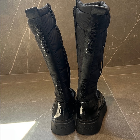 RUDSAK Black Glossy Winter Boots - Picture 2 of 4